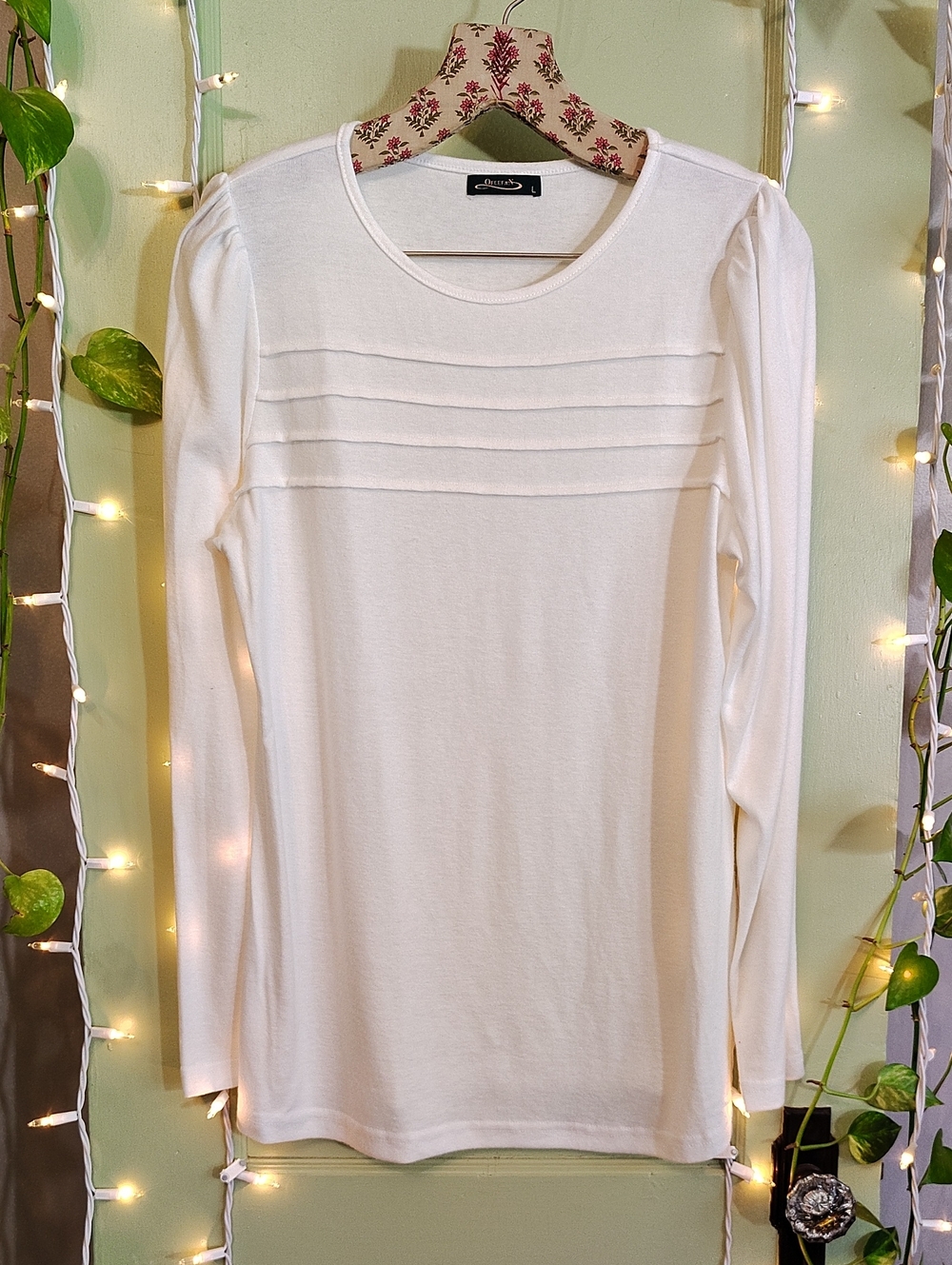 Women's Ofeefan Cream Long Sleeve Shirt L